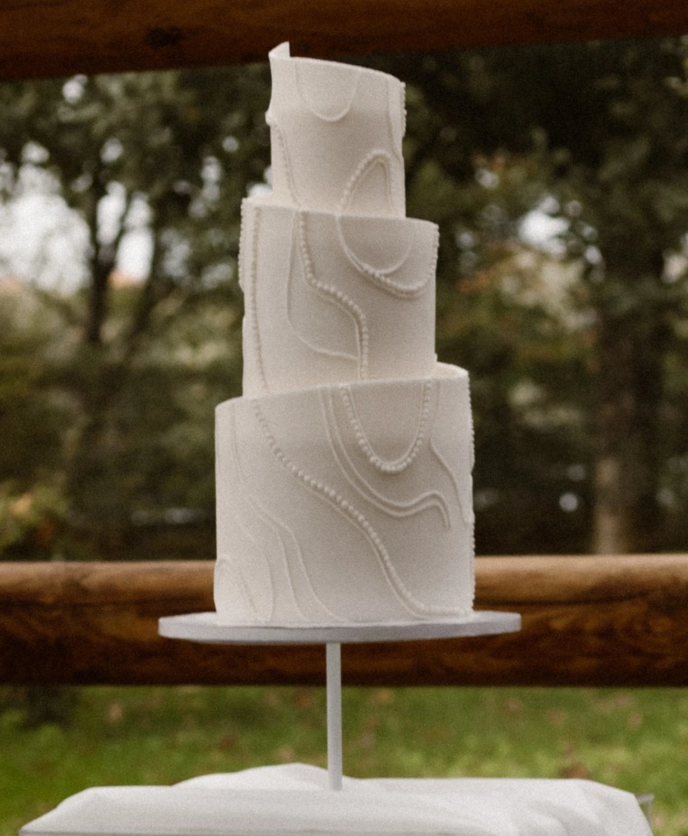 witte bruidstaart