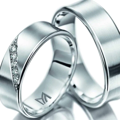 Meister, ring