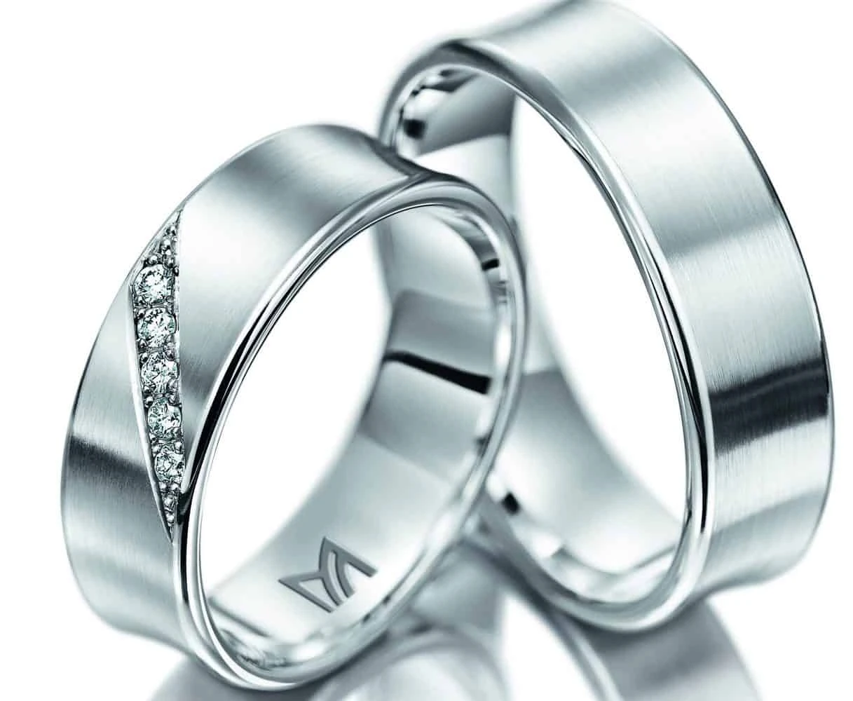 Meister, ring
