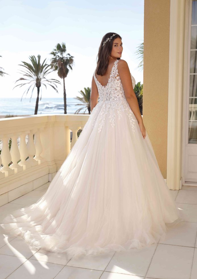 Tule sleep bij een bruid