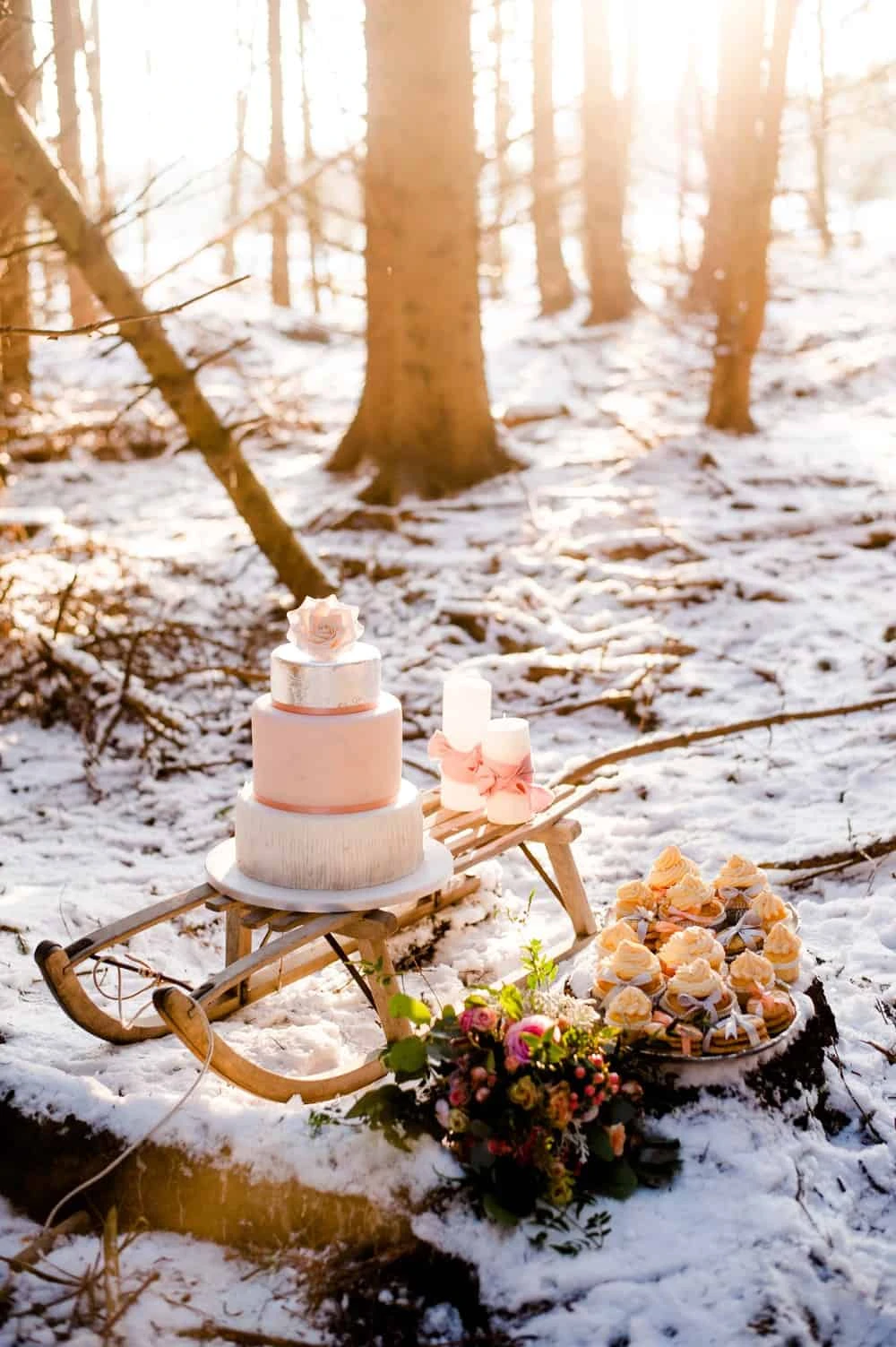 bruidstaart, winterwonderland, trouwen