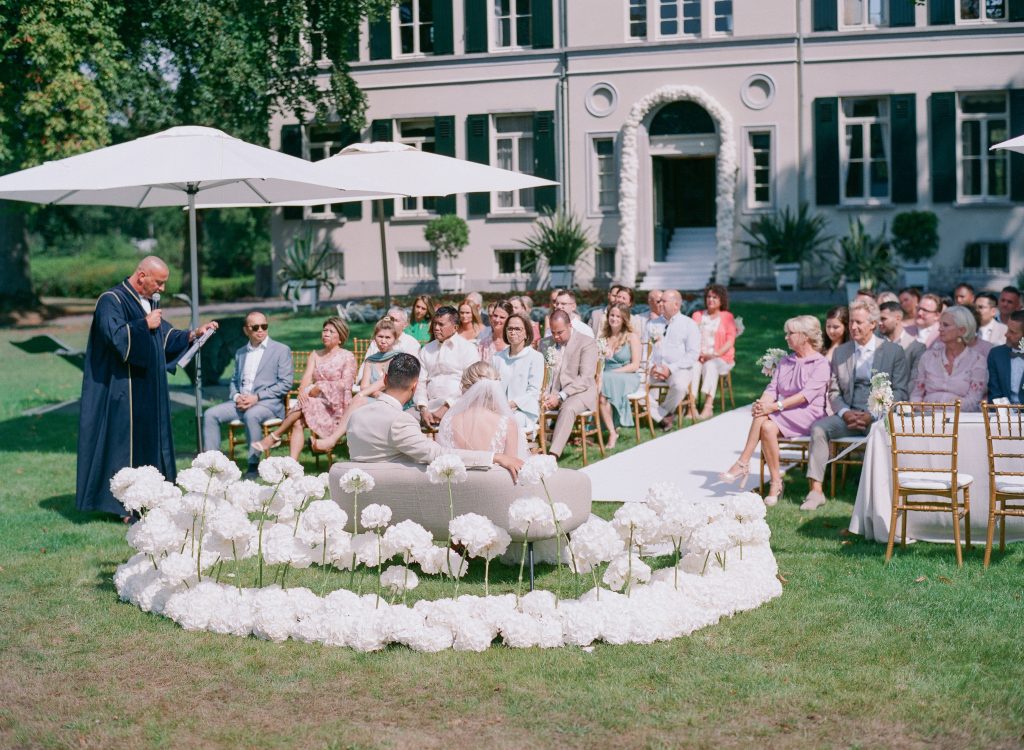 Huwelijksceremonie met BABS