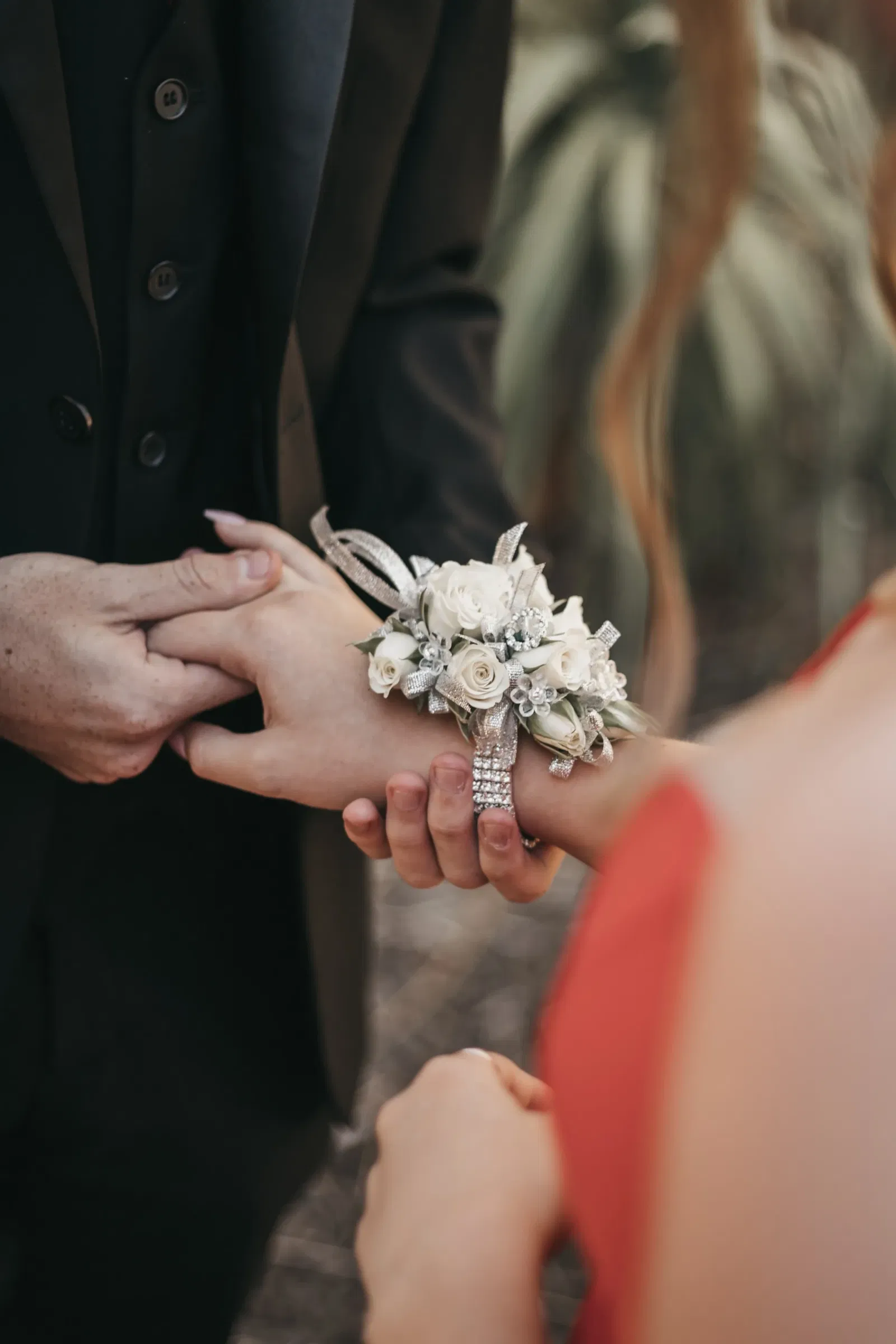 Corsage om pols vrouw
