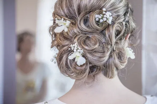 Vind het perfecte bruidskapsel voor jouw trouwdag Vind het perfecte bruidskapsel voor jouw trouwdag