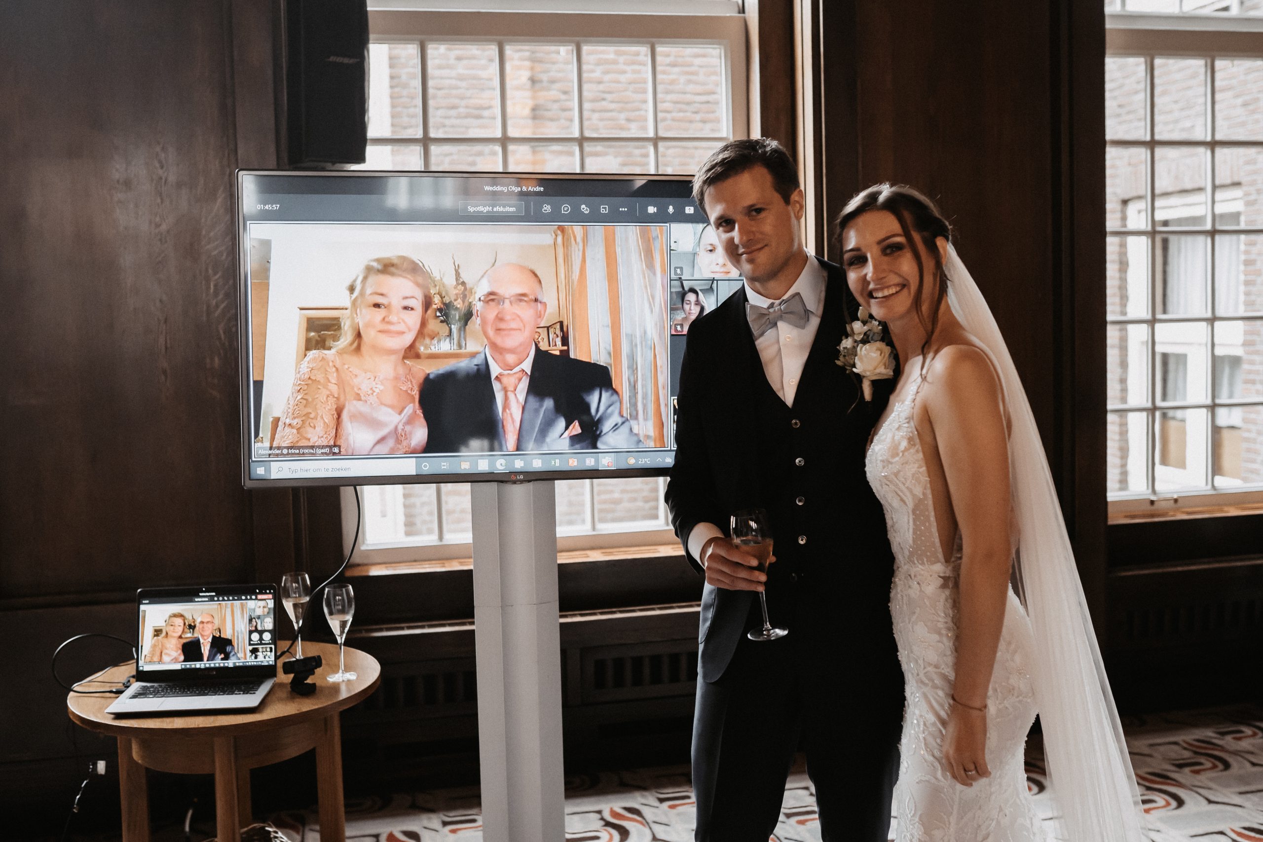 intiem feestje, trouwen, bruiloft