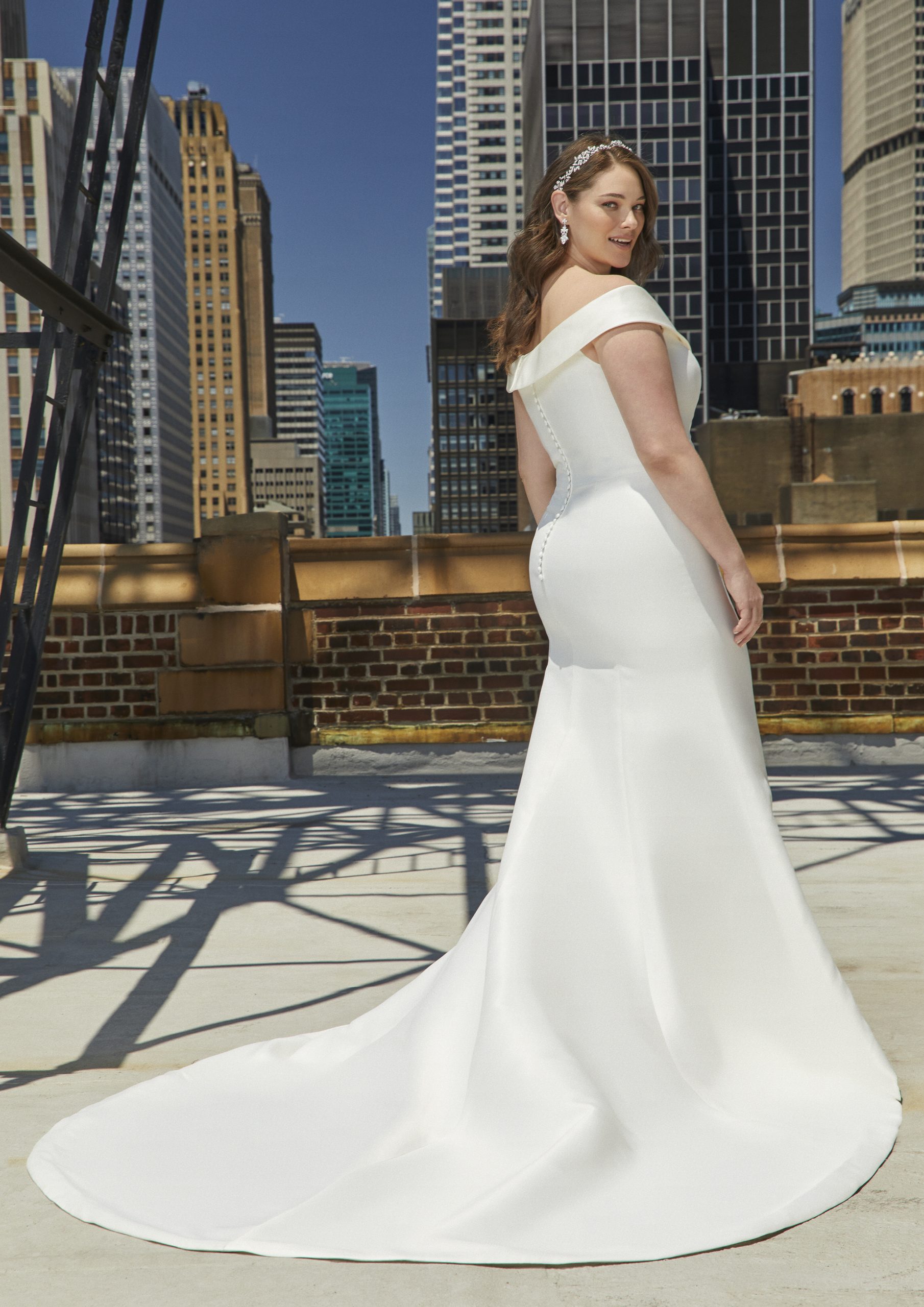 Ashley Graham, Pronovias, Perito