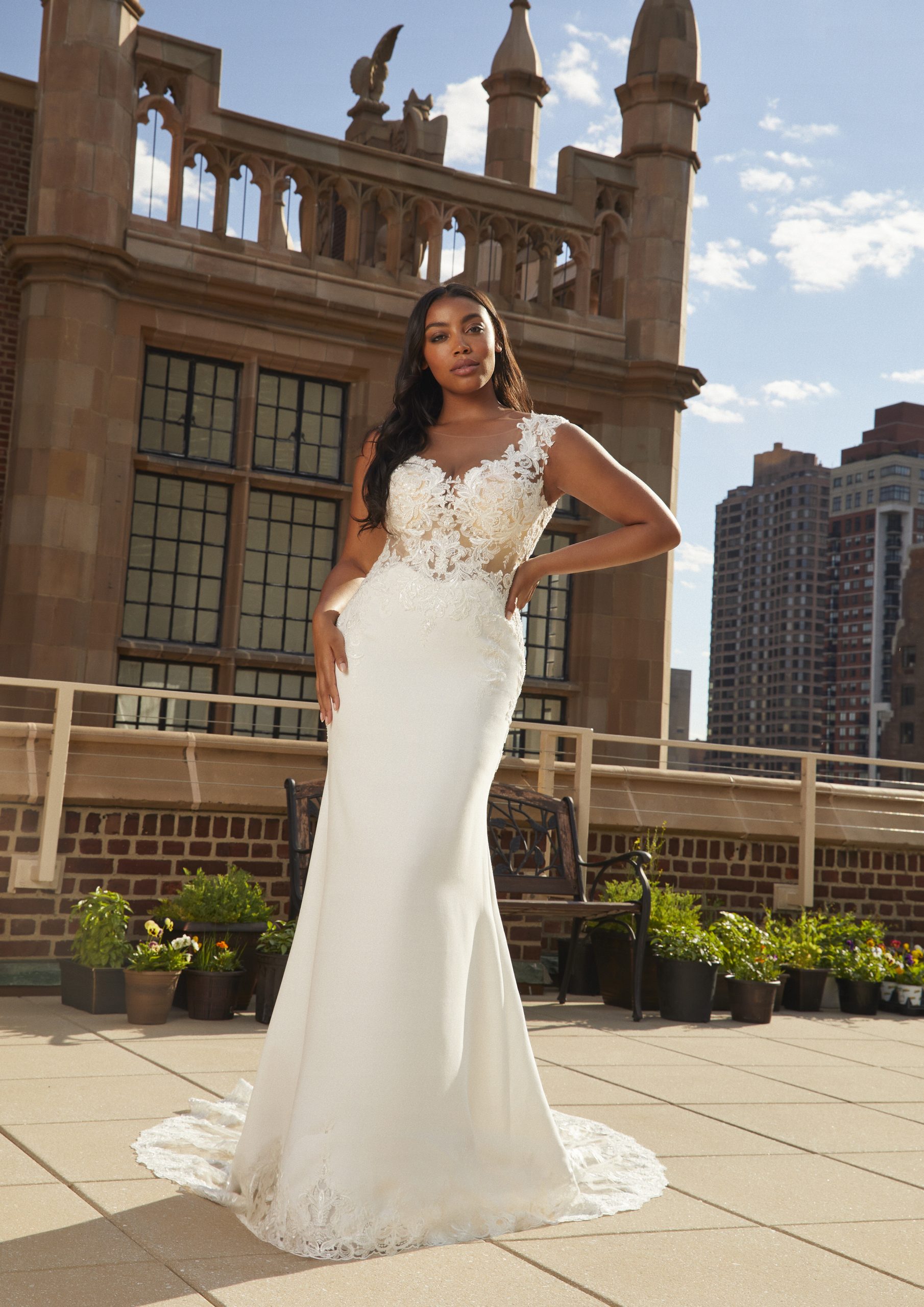 Ashley Graham, Pronovias, Waitomo