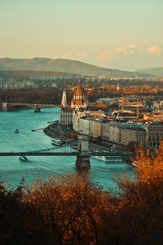 Budapest bovenaanzicht vanuit de lucht.