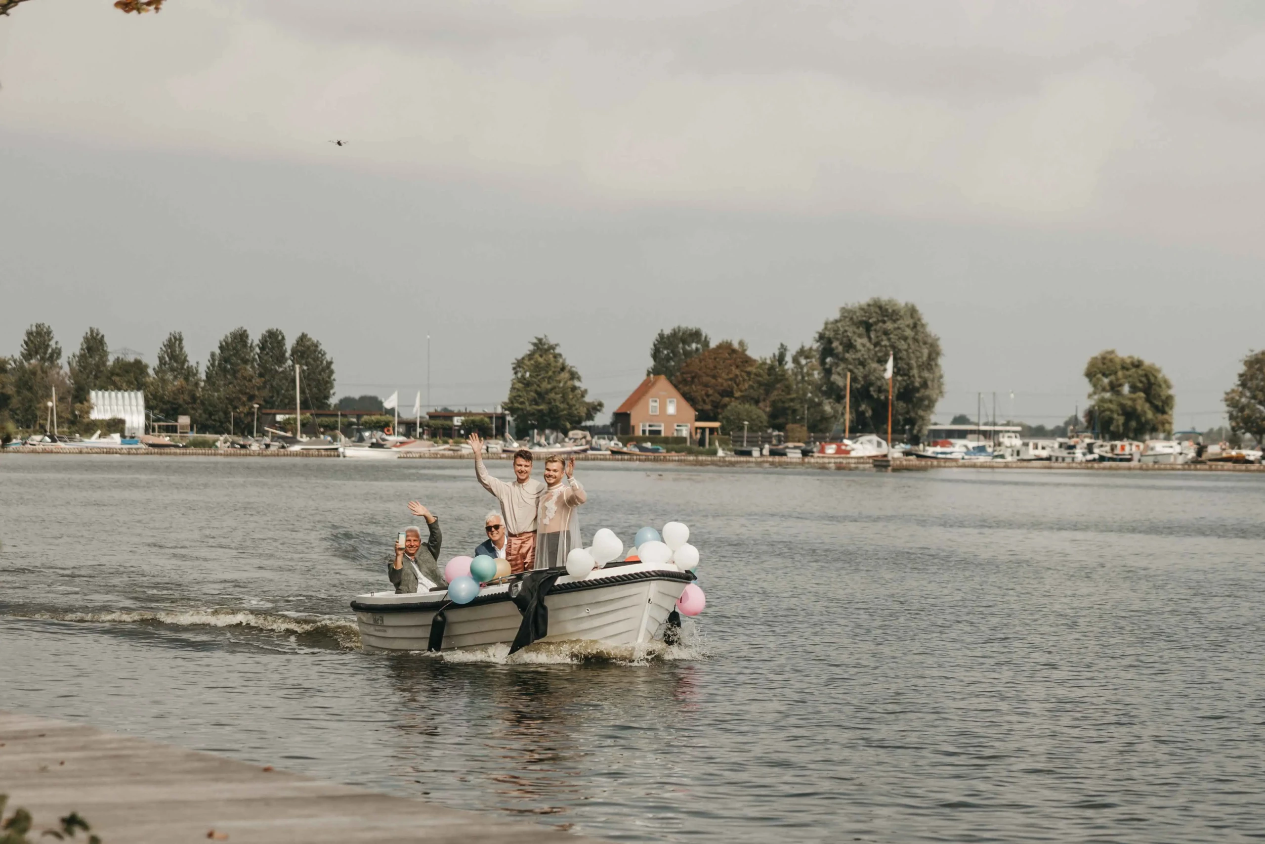 regenboogvlag, gay wedding, homo huwelijk, real life wedding, Jory en Emiel