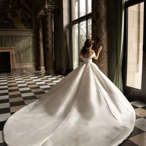 Bruidsjurk uit de Royal-collectie van Diane Legrand