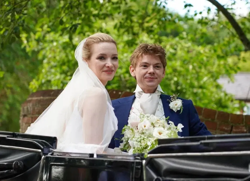 Acteur Thomas Brodie-Sangster is getrouwd