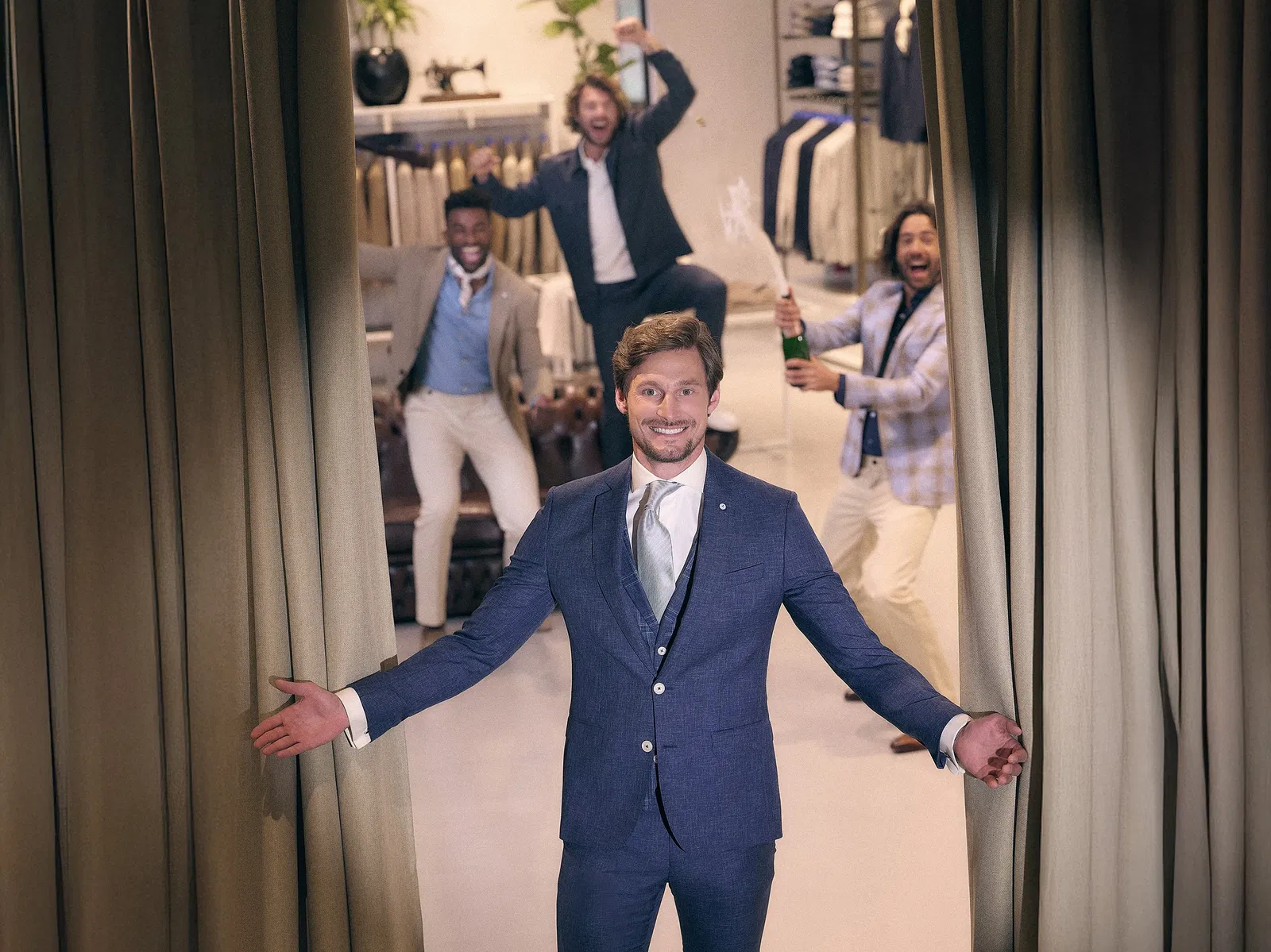 Trouwoverhemd CADEAU bij aankoop van een trouwpak!